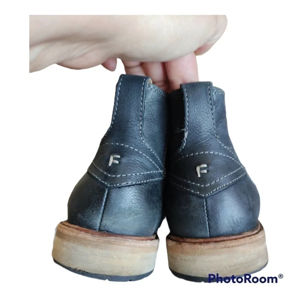 Florsheim pull-on black leather boots size 10.5 D